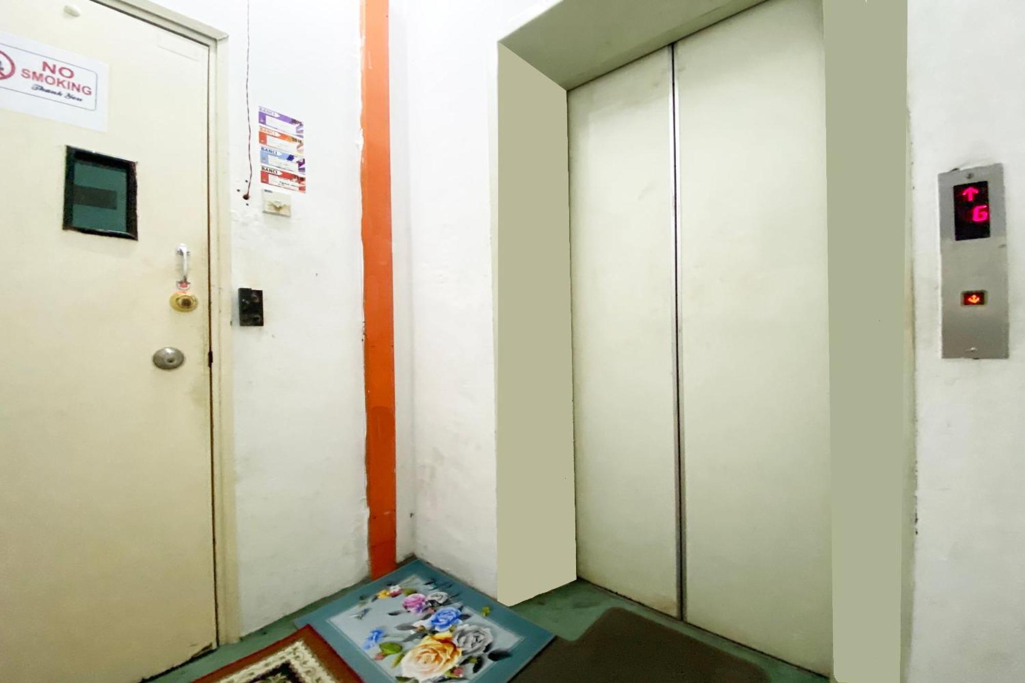 Hotel Oyo 90468 Syariah Asam Pedas